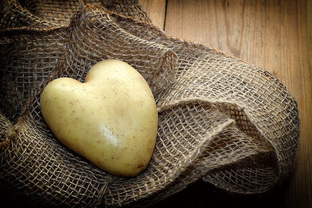 Kartoffelsalat auf ultimative vegane Art!