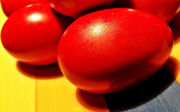 Rote Eier, Ostereier